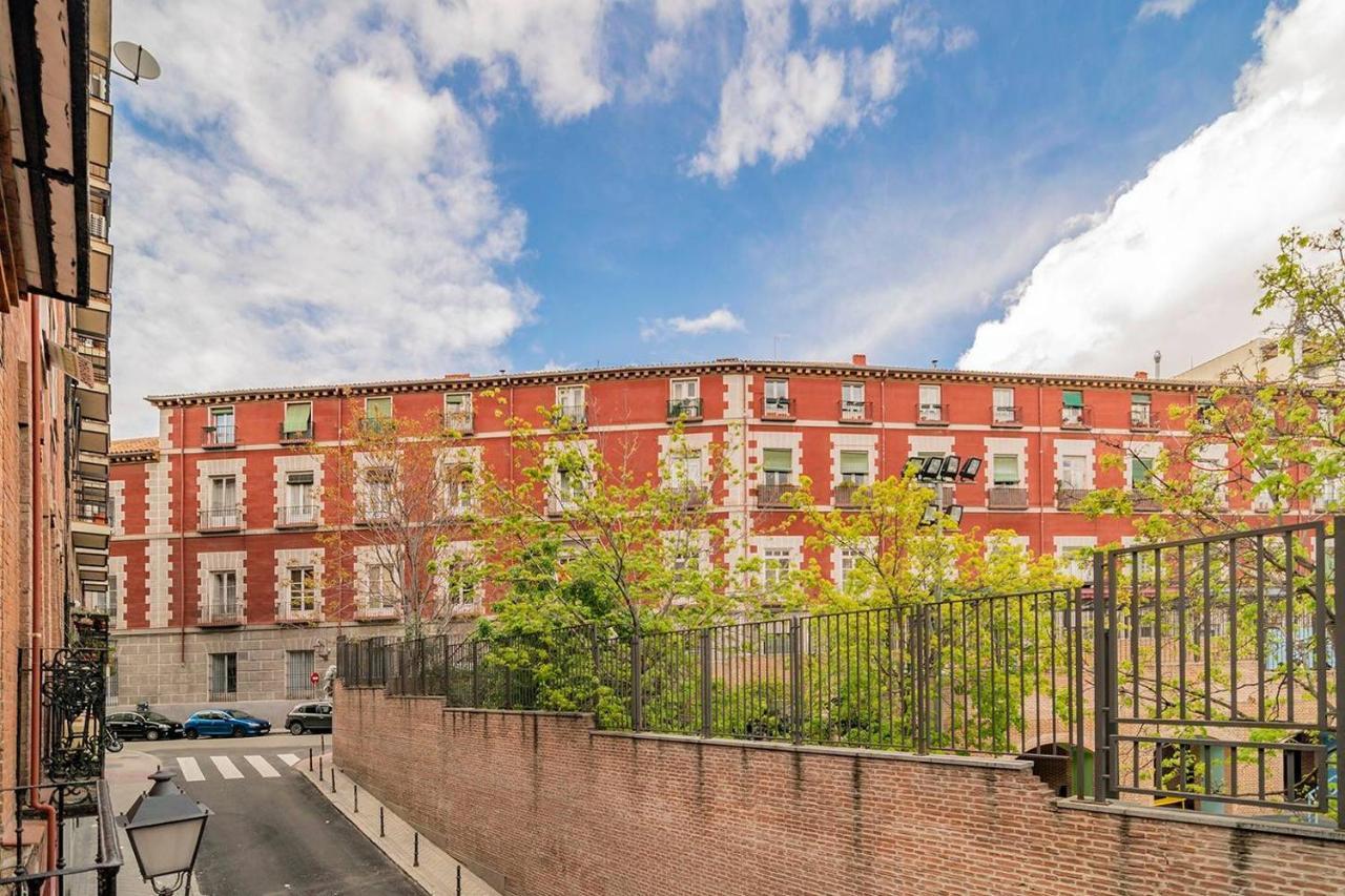 Apartment With Balconies In La Latina By Batuecas Madrid Exterior photo